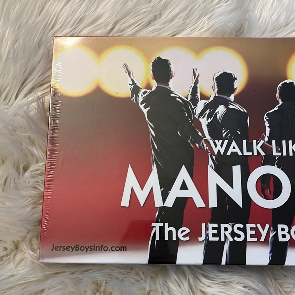 Ultra rare Manopoly board game. NWT. Sealed. - Picture 2 of 8